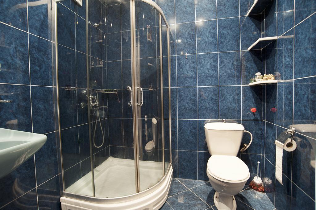 Apartment In Purtseladze Street ティビリシ エクステリア 写真
