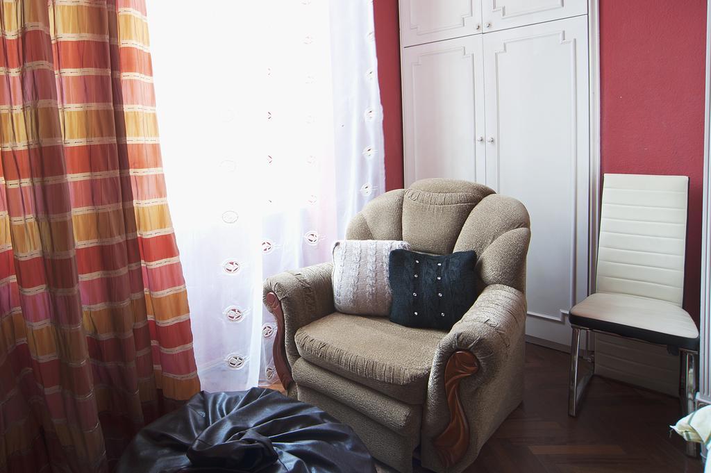 Apartment In Purtseladze Street ティビリシ エクステリア 写真